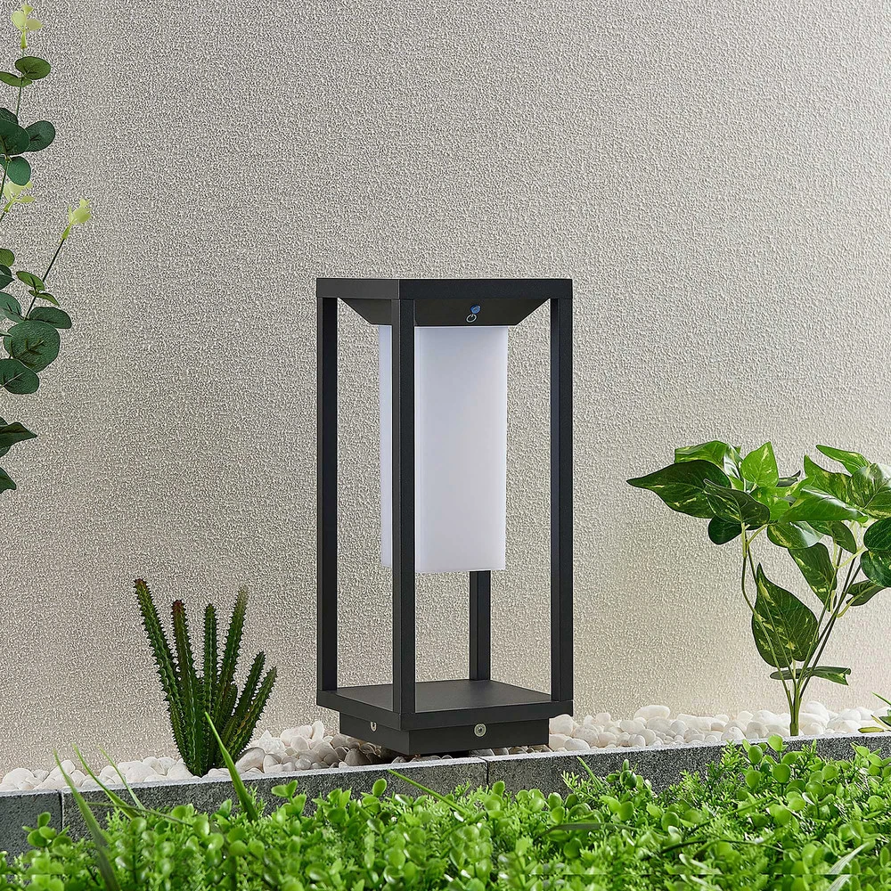 Lucande Eliel potelet LED solaire, 34 cm à montage direct