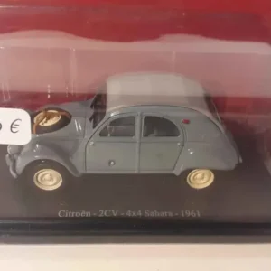 Citroën 2 CV 4x4 Sahara de 1961 en Noir mat