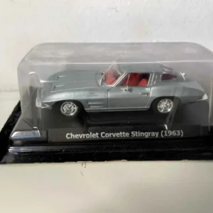 Kit d'outils mécanique Chevrolette Corvette Stingray grise de 1963 (voiture américaine)