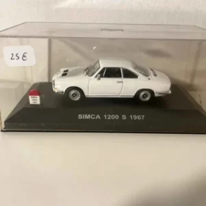 Kit d'outils mécanique Simca 1200 S blanche de 1967