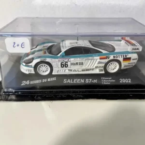 Pneu toutes saisons Saleen S7-R blanche et verte numéro 66 (24 heures du Mans de 2002)
