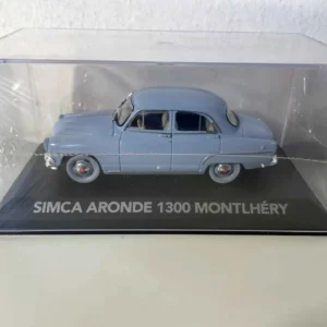 Professionnel SIMCA Aronde 1300 Montlhéry bleu ciel
