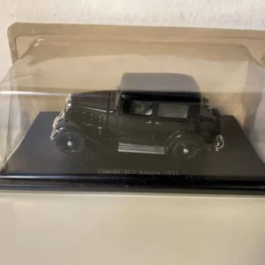 Citroën 8CV Rosalie noire de 1933 (sous blister) pour stockage extérieur