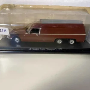 Citroën DS Fourgon Tissier Bagagère marron de 1973 avec fixation universelle