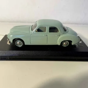 Renault Frégate verte de 1958 - La Compagnie Européenne des Collectionneurs référence V 747 en noir mat