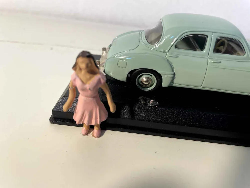 Renault Frégate verte de 1958 - La Compagnie Européenne des Collectionneurs référence V 747 en noir mat