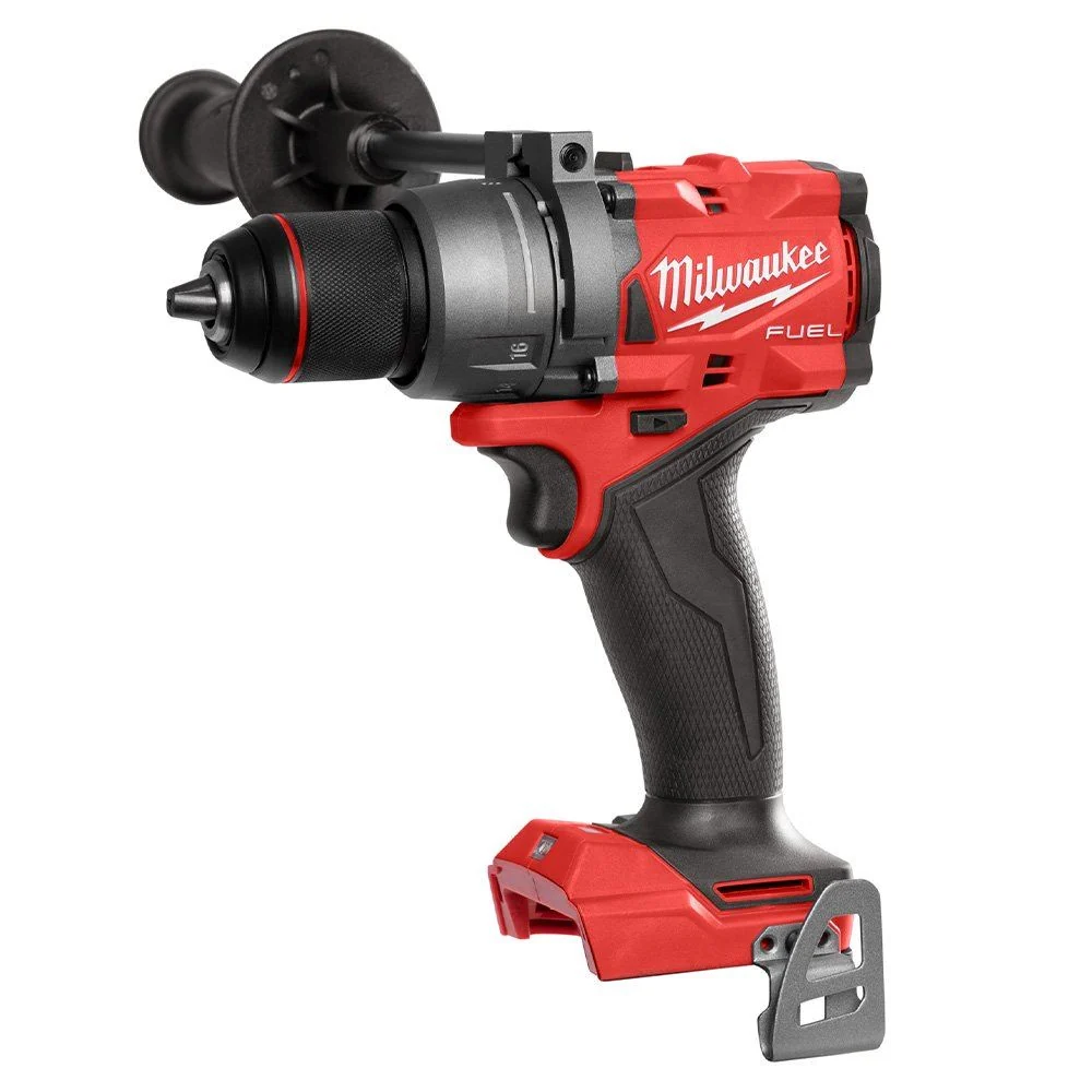 Milwaukee 18V Fuel Brushless 9 Piece Power Tool Kit 2 x 5.0Ah Battery Charger & Trolley Toolbox avec résistance accrue