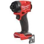Milwaukee 18V 9 Piece Power Tool Kit 3 x 5.0Ah Batteries T4TKITM-90 compatible avec Renault Master