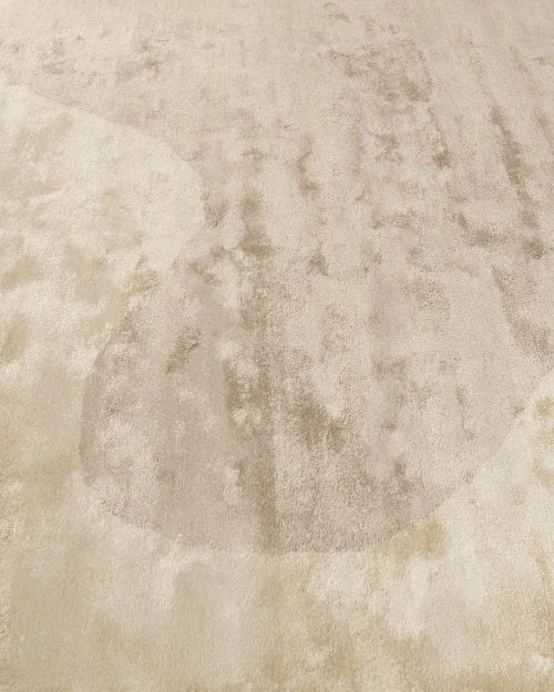 Handwoven Nasai Silk Pastel Clay Luxueux Wool / Viscose Rug