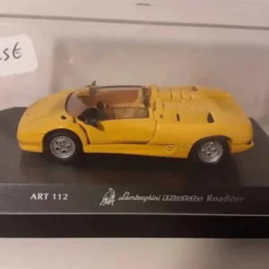 Lamborghini Diablo Roadster jaune (collection DétailCars)