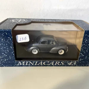 Renault 4 CV grise PICHON - PARAT (collection EMP référence 95.013)