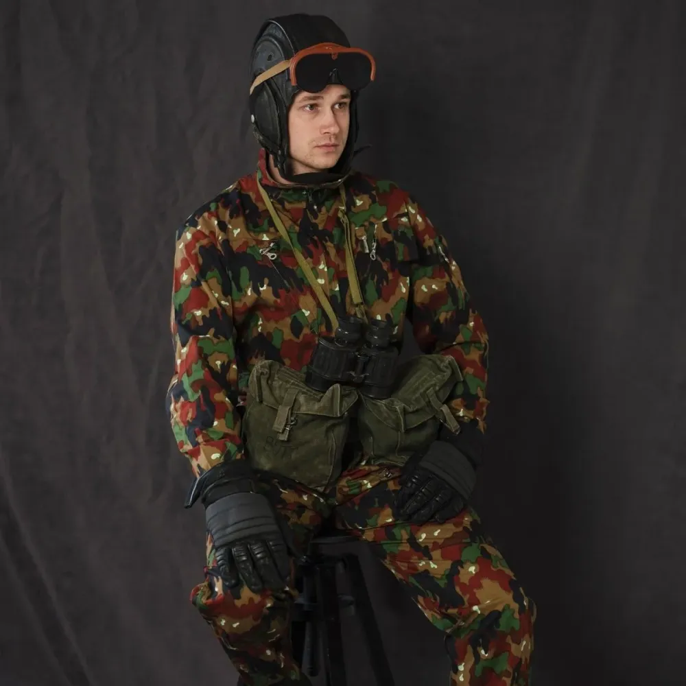 Casque de sécurité militaire belge d'origine pour tankiste, protection des oreilles et de la tête, chapeau noir en Polyest...