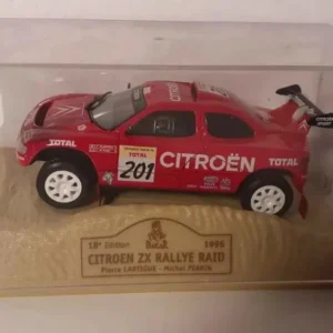 Citroën ZX rallye raid rouge N°201 (rallye Paris-Dakar 1996)