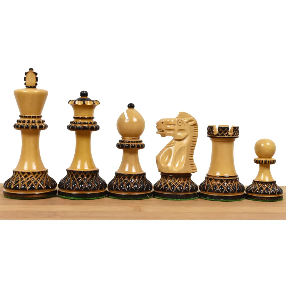 Jeu d'échecs sculpté Parker Staunton 3,9 pouces - Pièces d'échecs uniquement - Finition laquée (brillante) Bois de buis -...