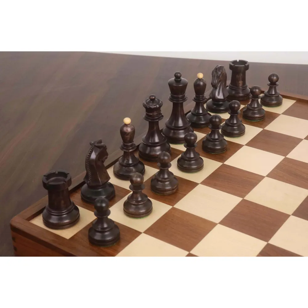 Pièces d'échecs Fischer Dubrovnik des années 1950 avec échiquier Dubrovnik pliable