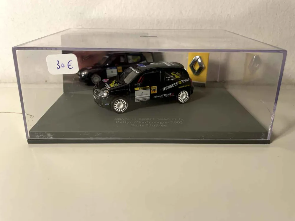 Renault Sport Clio Gr.N. verte foncée rallye Charlemagne de 2002 (coffret boite rectangle) - Tout usage Hobbies