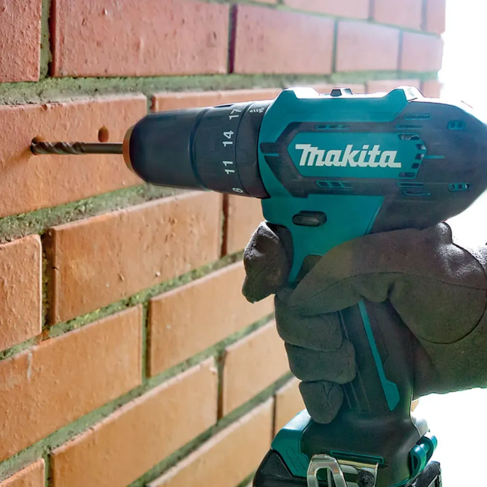 Makita CLX228AJ 12V Max CXT 2 Piece Sans fil Kit 2 x 2.0Ah Batteries & Charger Case