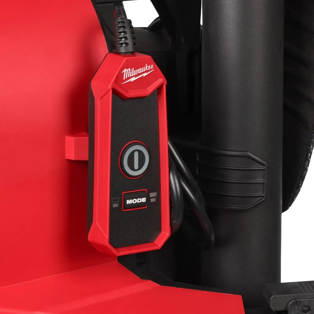 Milwaukee M18FBPV2-0 18V M18 Brushless Backpack Vacuum 1 x 12.0Ah Battery & Charger