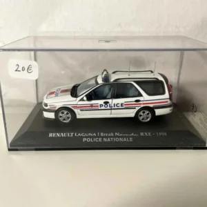 Renault Laguna 1 break Névada RXE POLICE de 1998 par SW-MOTECH