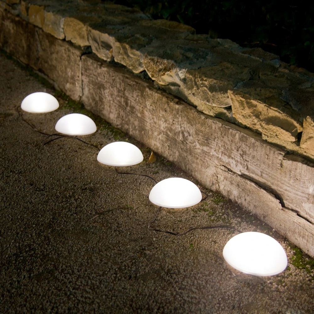 5 demi boules lumineuses à piquer LED blanc HALF MOON 15 cm