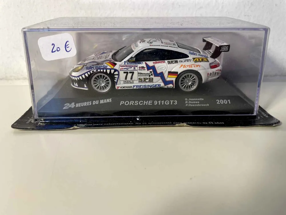 Amortisseur arrière Porsche 911GT3 blanche numéro 77 - 24 heures du Mans de 2001