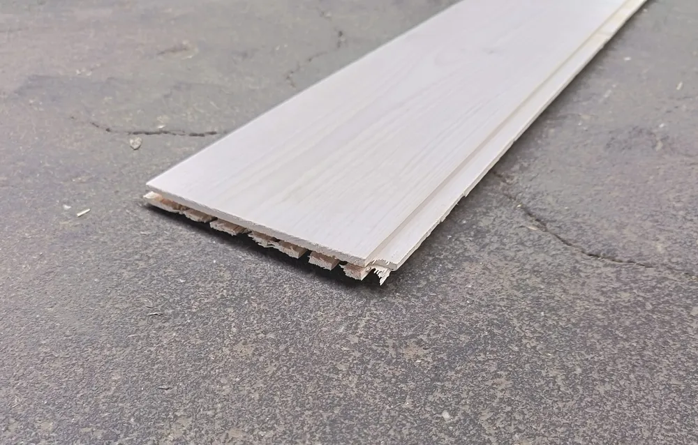Certifié OEM Lambris peint couleur nuage - brossé - 13x135 - L=2,05m (déclassé)