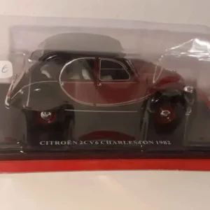 Citroën 2 CV6 Charleston bordeaux et noire de 1982 (échelle 1/24ème) en acier inoxydable