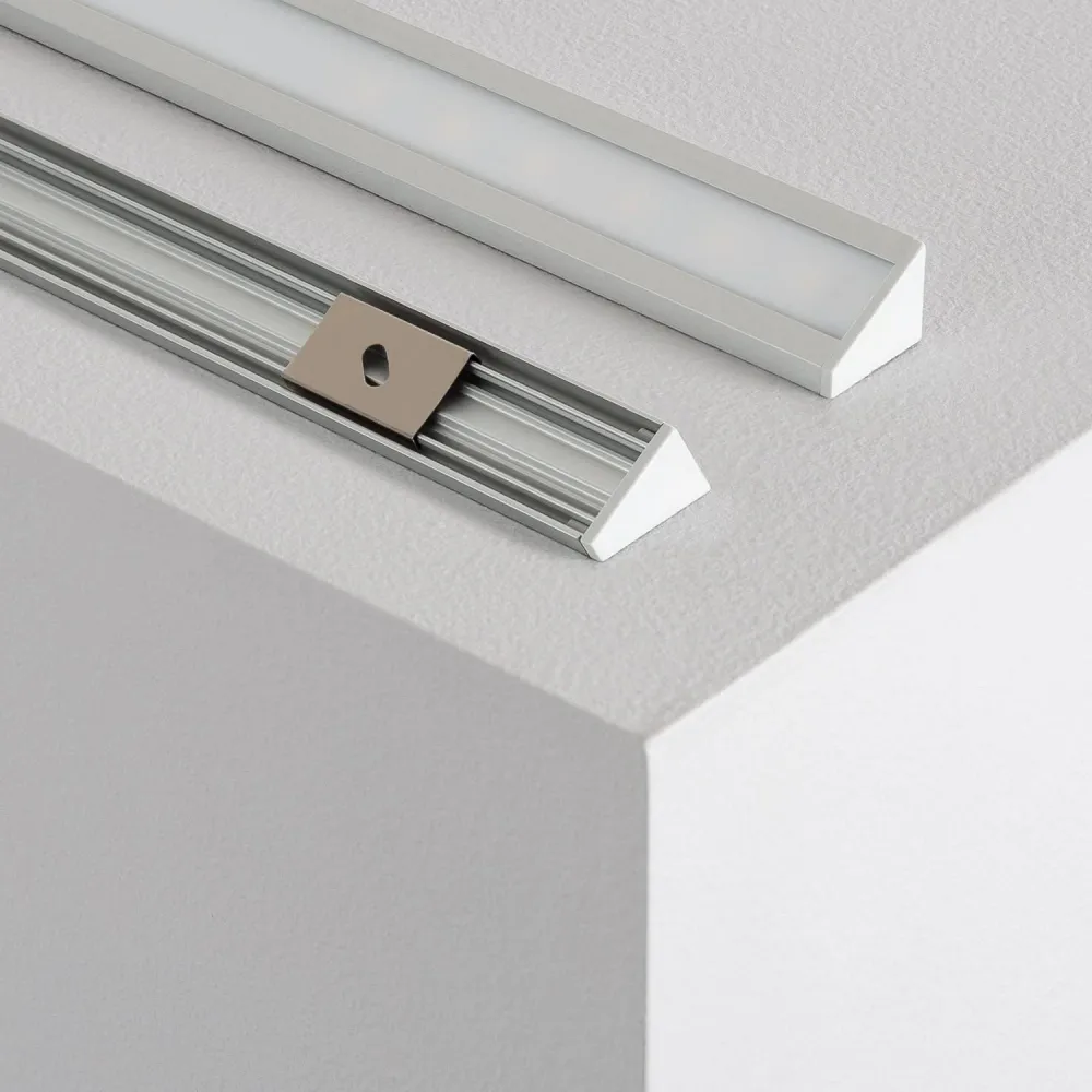 Plaquette de frein moto Canal aluminium ajustable pour bandes LED jusqu'à 10 mm, longueur 1 mètre.