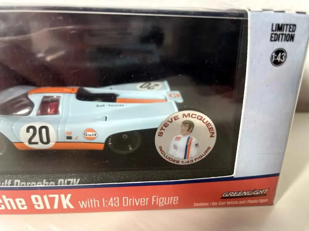 Porsche 917K aux couleurs de GULF (bleue et orange) - voiture de Steve McQueen aux 24 heures du Mans en acier inoxydable