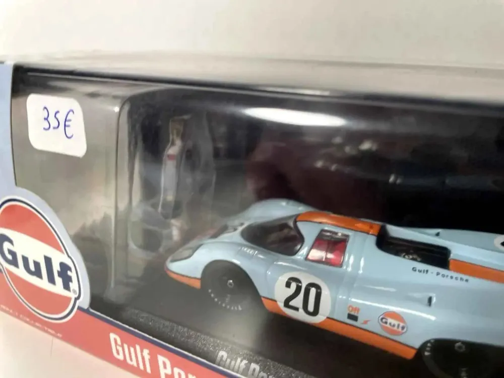 Porsche 917K aux couleurs de GULF (bleue et orange) - voiture de Steve McQueen aux 24 heures du Mans en acier inoxydable