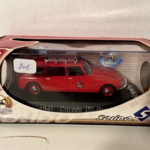 Racing Citroën DS break de pompiers (Solido référence 4841)