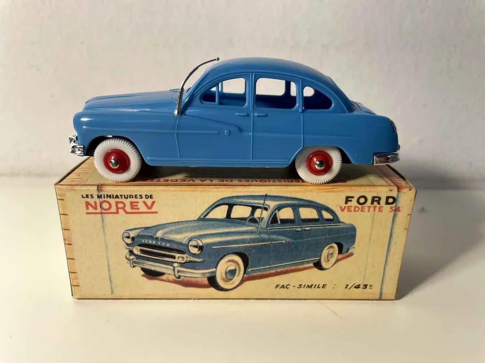Racing Ford Vedette 54 bleue - NOREV (voiture en plastique)