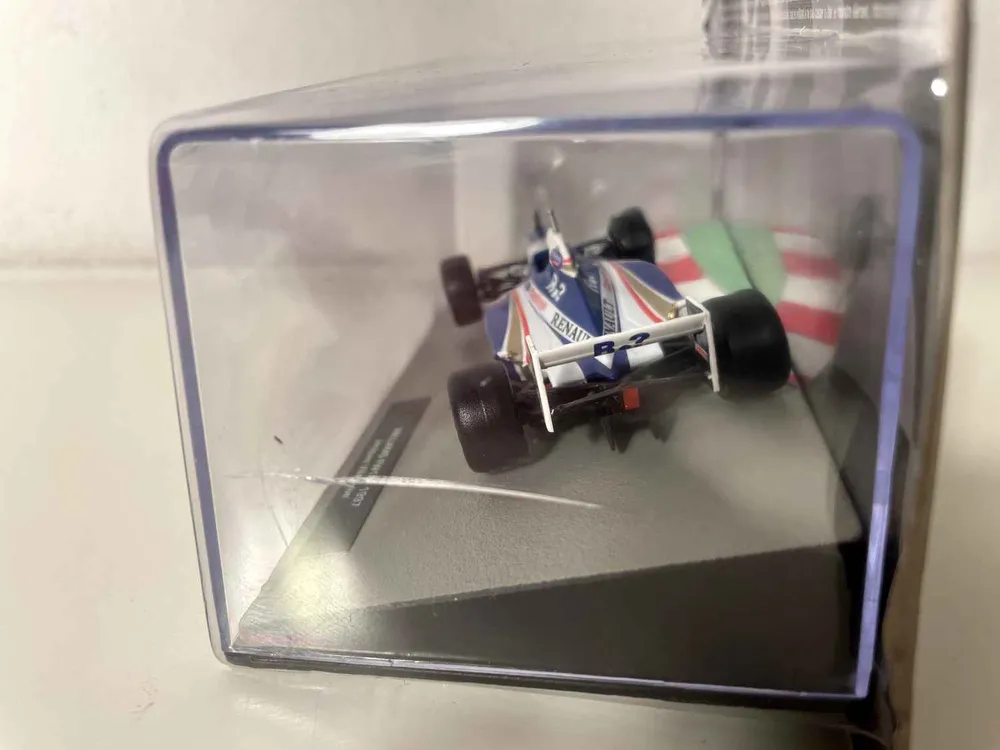 Williams FW19 bleue et blanche numéro 3 de 1997 - Formule 1