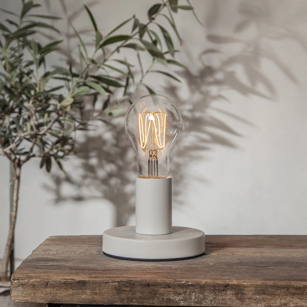 Ampoule LED A60 filament E27 3,8 W 1 800 K pâle