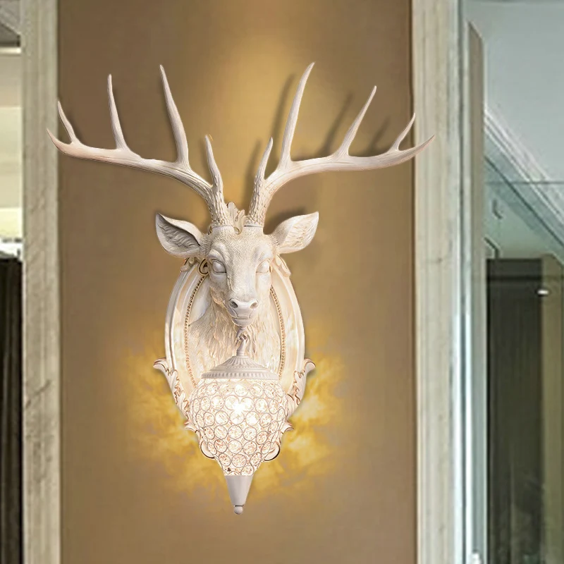 Applique murale en résine en forme de cerf, 1 ampoule, pour salon, avec abat-jour en cristal coupé à la main, blanc/beige/...