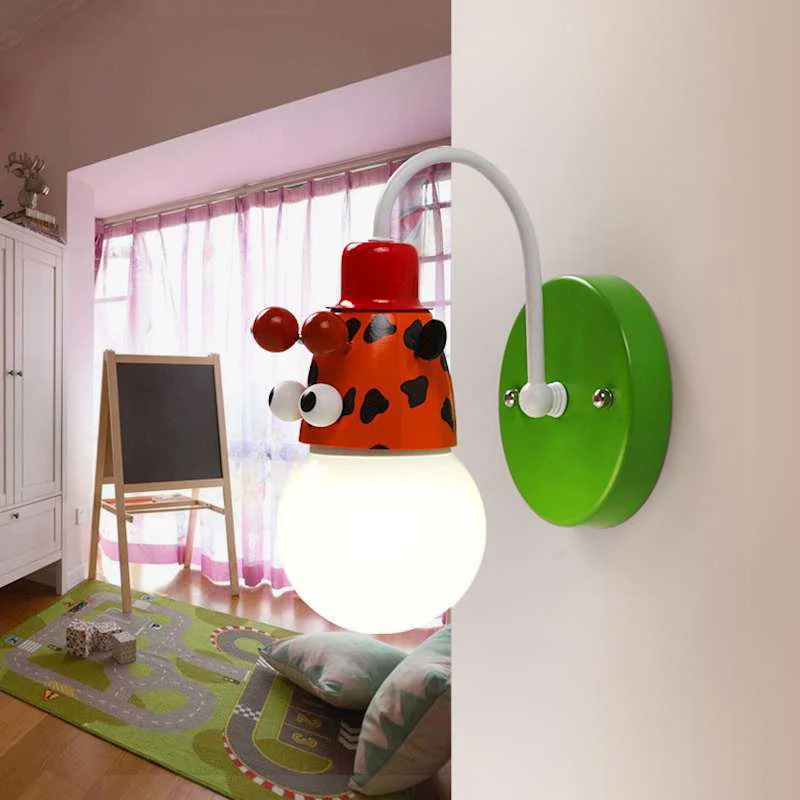 Applique murale sphère de dessin animé en verre opale, lampe murale à ampoule particulier avec décor animalier
