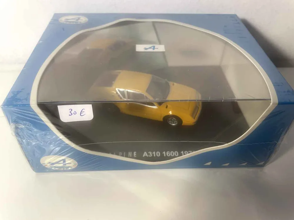 Mallette mécanique Renault Alpine A310 1600 jaune orangée de 1973 coffret boite rectangle - IXO