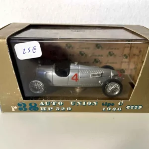 Auto Union Tipo C HP 520 grise numéro 4 de 1936 - voiture de course (Brumm série ORO R38)