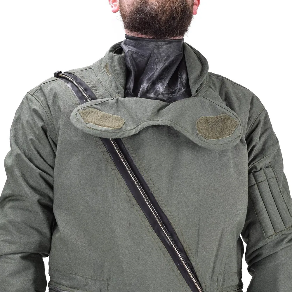 Coffre de rangement Combinaison de protection d'immersion MK20A verte originale pour équipage militaire britannique