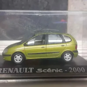 Renault Scénic vert de 2000