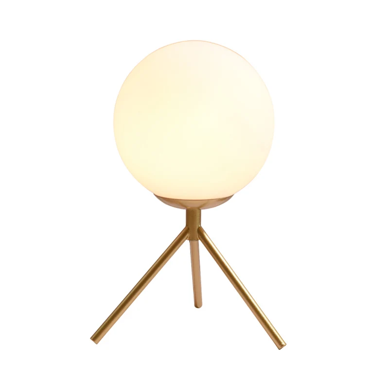 Feu de travail Lampe de bureau sphère en verre opale lampe de table de nuit tendance à 1 ampoule en or/noir avec trépied e...