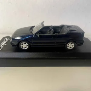 Renault 19 cabriolet bleue foncée (Solido référence 1533) avec boîtier IP67