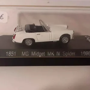 MG Midget MK4 Spider blanche de 1969 (Solido référence 1851)