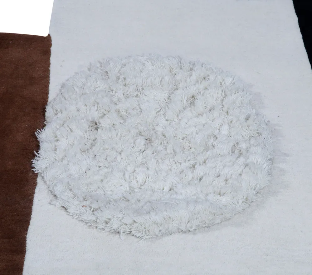Isel New Zealand Laine Irregular Shaped Rug