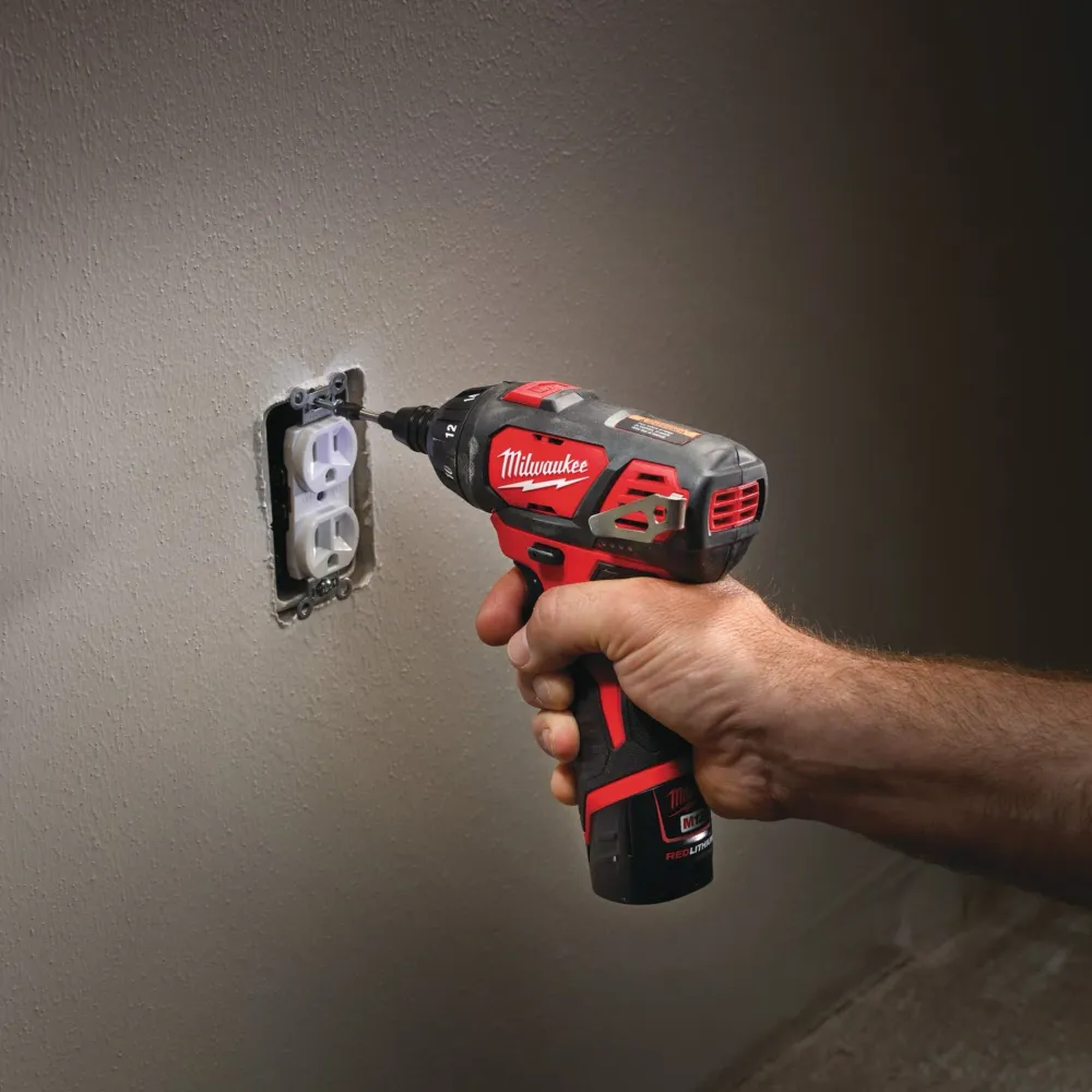 Milwaukee M12 BSD-0 - Tournevis subcompact 1 vitesse avec Garantie