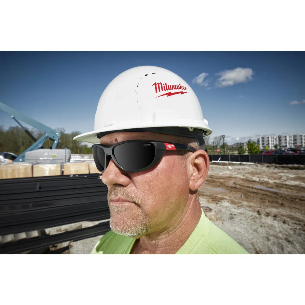 Haute Protection Lunettes de protection Exclusif Milwaukee polarisées avec joint
