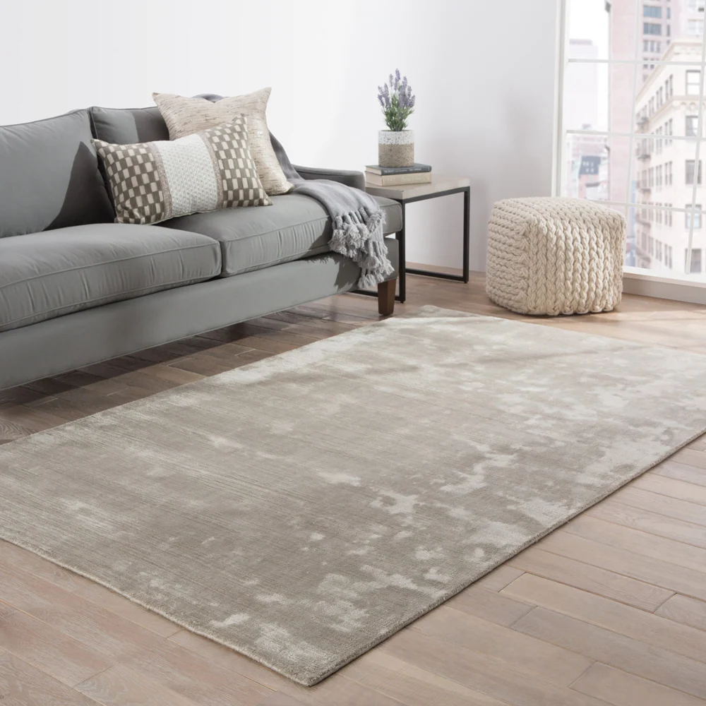 Handwoven Gull Grey Raffiné Viscose Rug