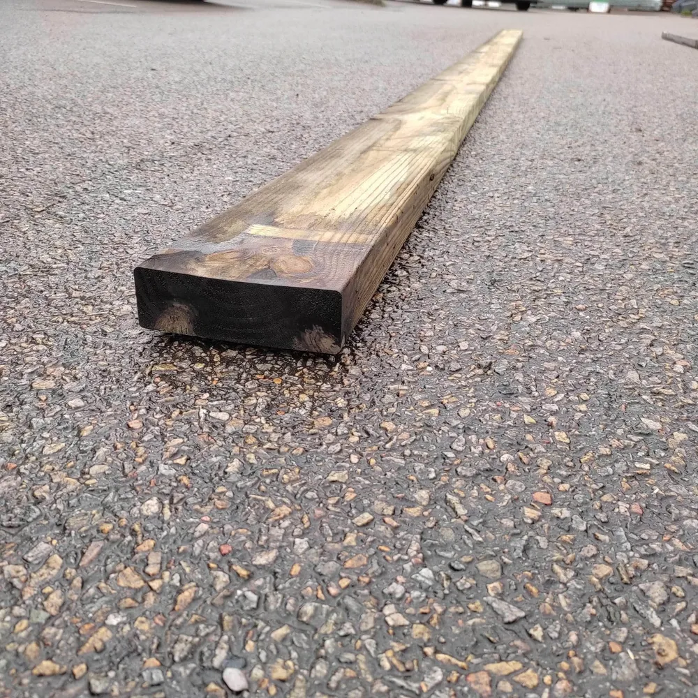 Bois d'ossature pin classe 4 - 45x145 - L=5m avec Garantie Constructeur