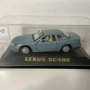 Lexus SC400 bleue pour tout-terrain