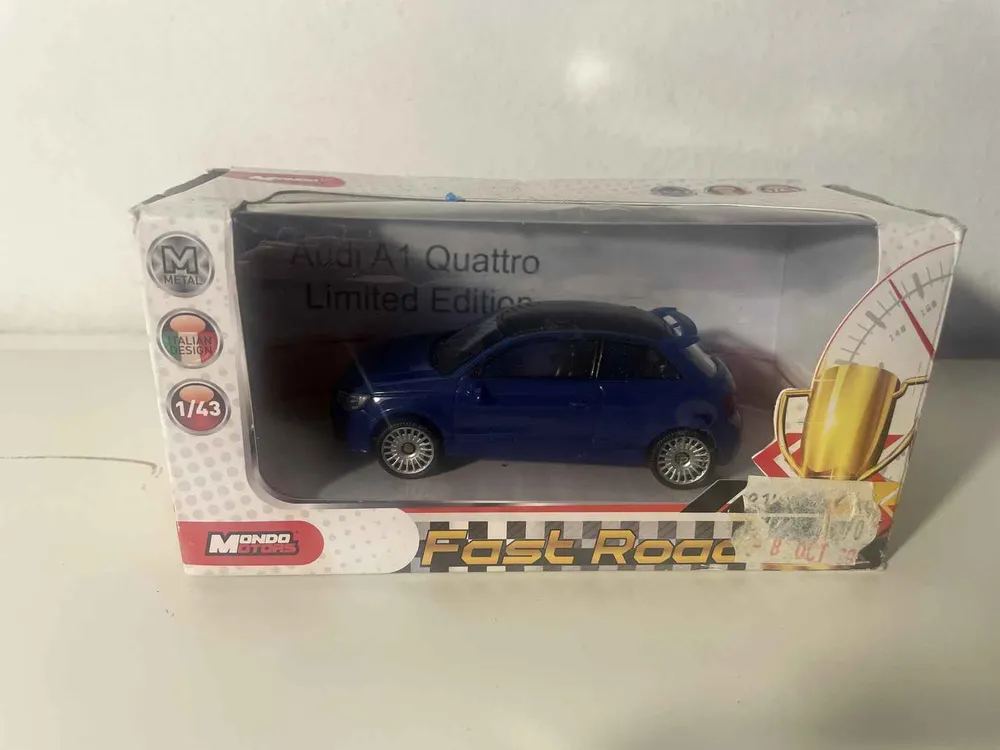 Quad sport adolescent Audi A1 Quattro bleue - Mondo Motors